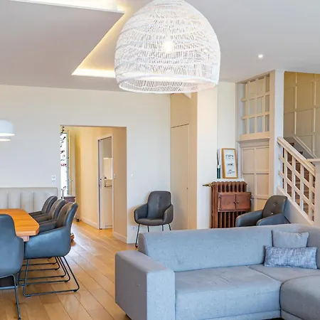 Somptueuse Demeure Arcachonnaise De Caractère Avec Accès Direct à La Villa