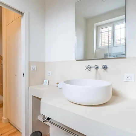 Somptueuse Demeure Arcachonnaise De Caractère Avec Accès Direct à La Arcachon