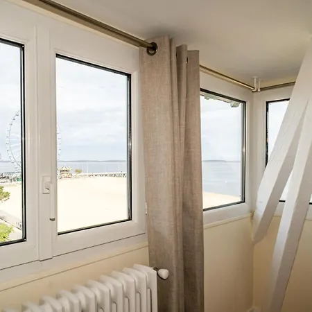 Villa Somptueuse Demeure Arcachonnaise De Caractère Avec Accès Direct à La *