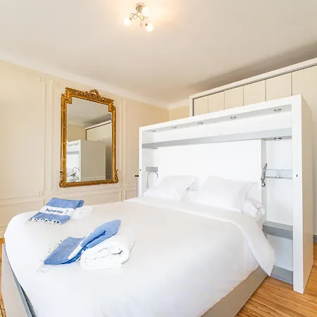 Somptueuse Demeure Arcachonnaise De Caractere Avec Acces Direct A La Villa Arcachon