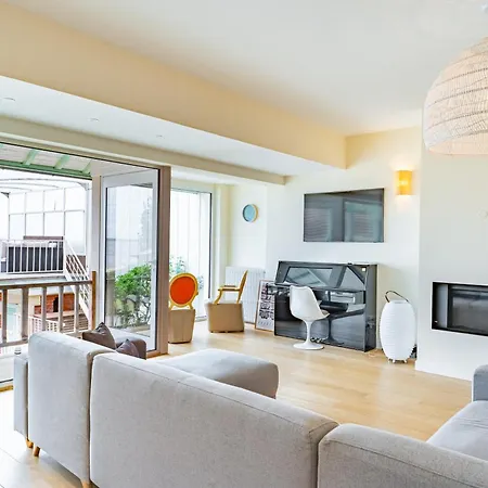 Somptueuse Demeure Arcachonnaise De Caractere Avec Acces Direct A La Villa *