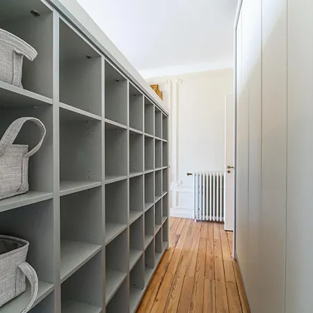 Somptueuse Demeure Arcachonnaise De Caractere Avec Acces Direct A La Villa