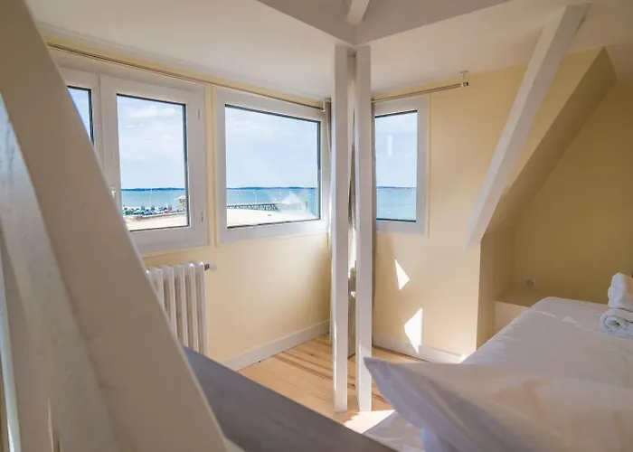 Somptueuse Demeure Arcachonnaise De Caractere Avec Acces Direct A La * Аркашон