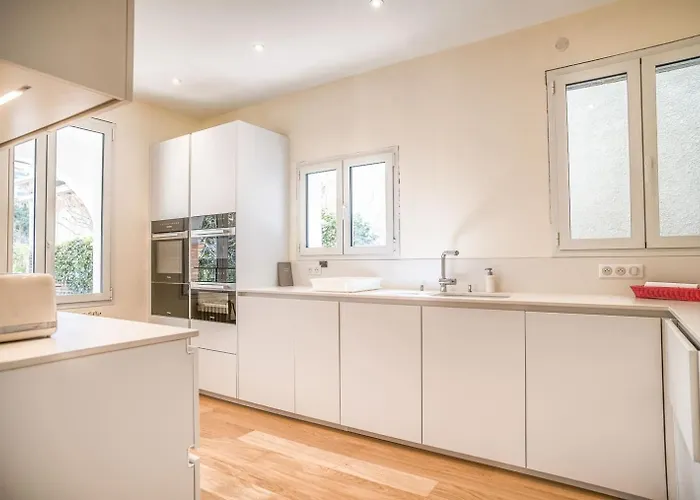 Вилла Somptueuse Demeure Arcachonnaise De Caractere Avec Acces Direct A La Аркашон