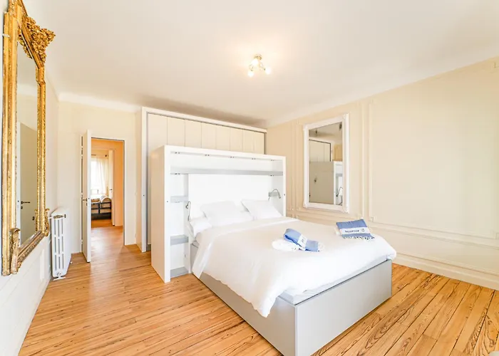 Somptueuse Demeure Arcachonnaise De Caractere Avec Acces Direct A La *