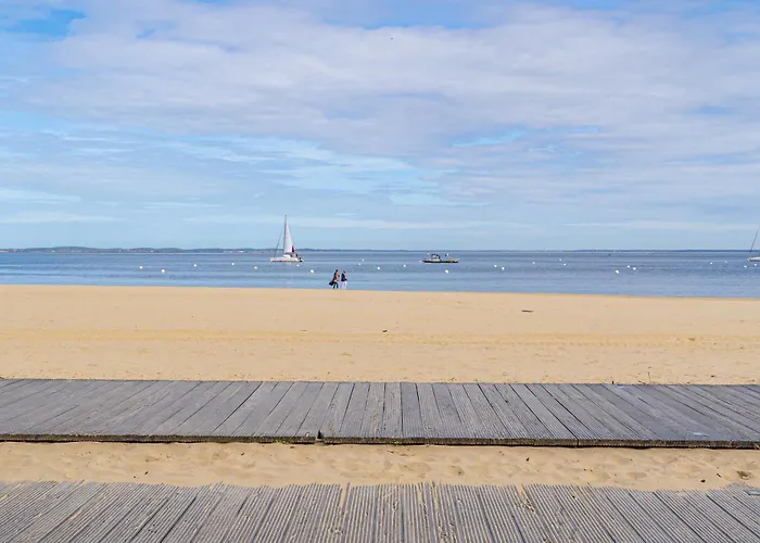 Somptueuse Demeure Arcachonnaise De Caractere Avec Acces Direct A La Вилла Аркашон