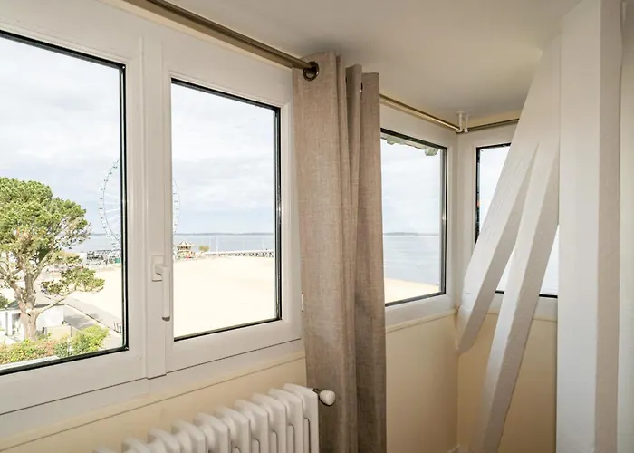 Вилла Somptueuse Demeure Arcachonnaise De Caractere Avec Acces Direct A La *