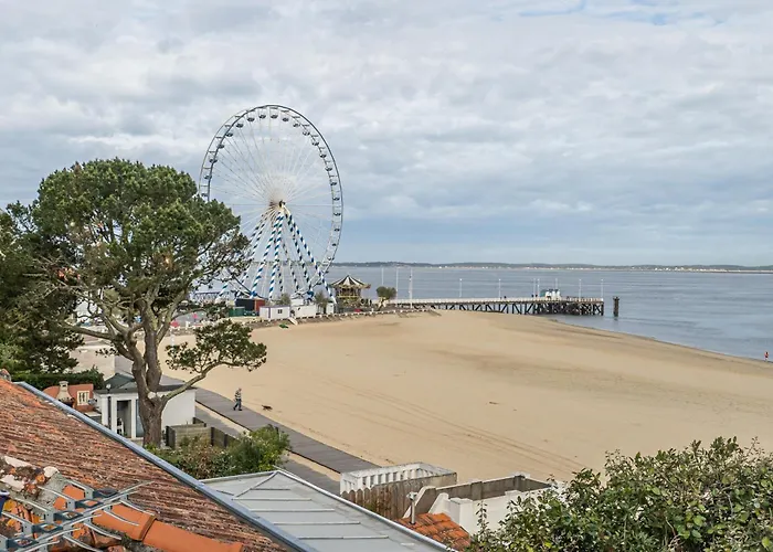 Вилла Somptueuse Demeure Arcachonnaise De Caractere Avec Acces Direct A La Аркашон